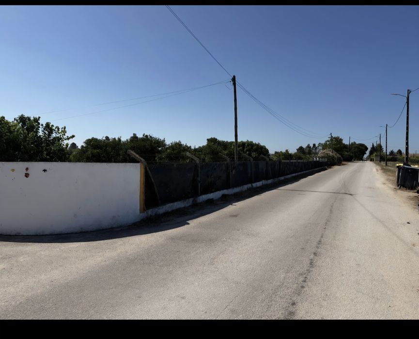 Casa térrea com terreno