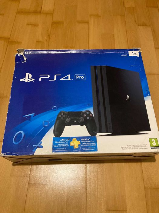 PS4 Pro com 1TB de memória!