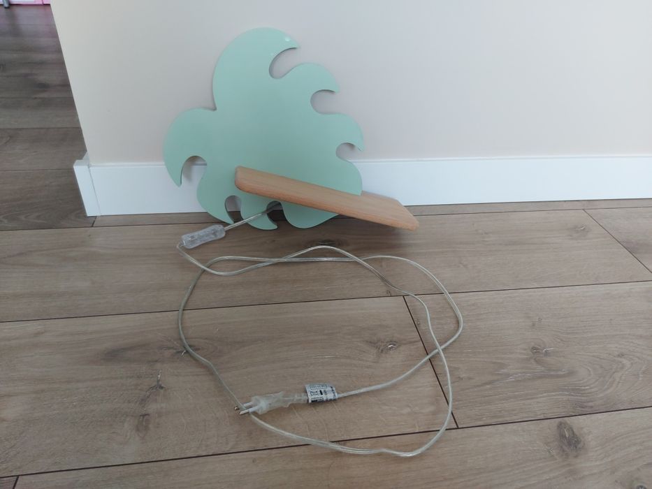 Lampa kinkiet monstera led z półką