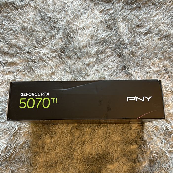 Karta Graficzna PNY GeForce 5070Ti OC 16GB GDDR7 PCIe ARGB Wrocław