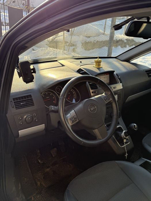 Опел зафіра Б 2007