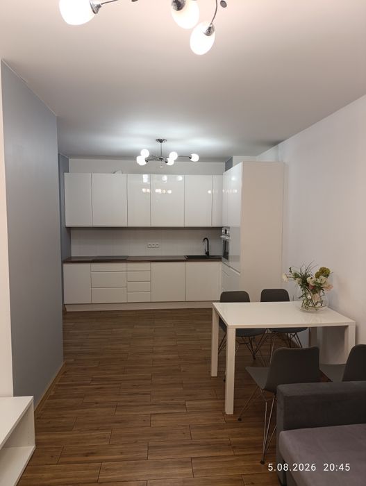 Trzypokojowe mieszkanie Łodygowa/Radzymińska