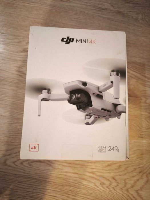 Dron DJI mini 4K + BATERIA + PILOT