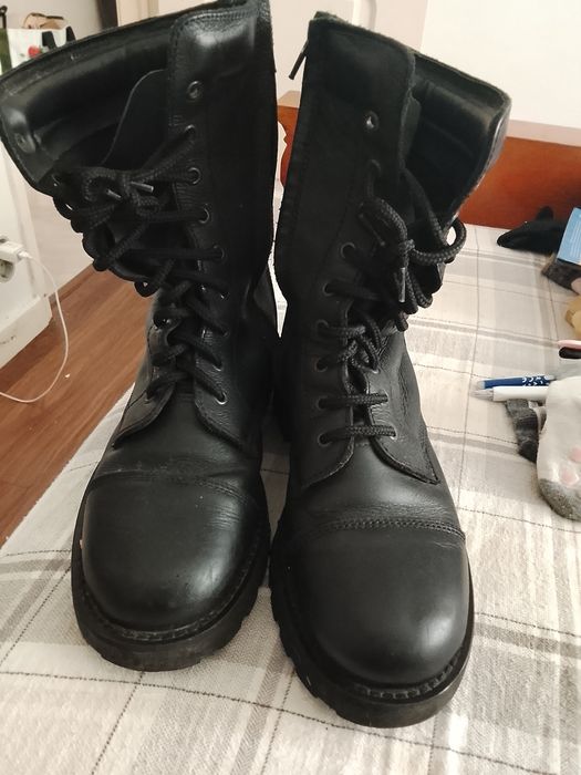 Vende-se botas bombeiros