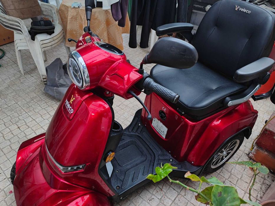 Scooter Eléctrica 4 Rodas Veleco – Mobilidade Reduzida – Como Nova