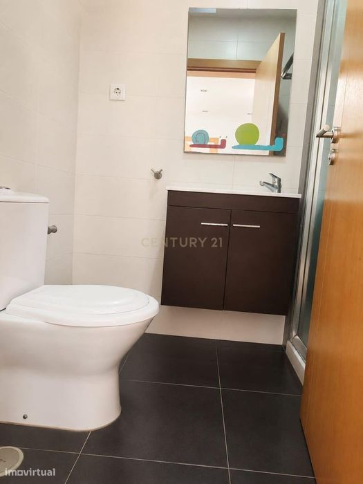 Apartamento T3 em Santo António da Charneca, Barreiro