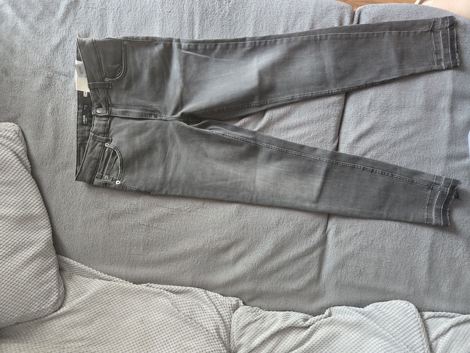 Nowe spodnie rozm 38 damskie