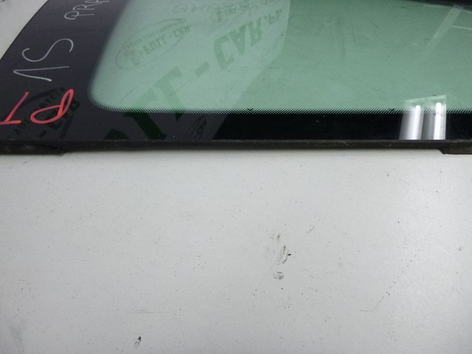 szyba karoseryjna prawy tył vw up citigo mii 3d 2012r.