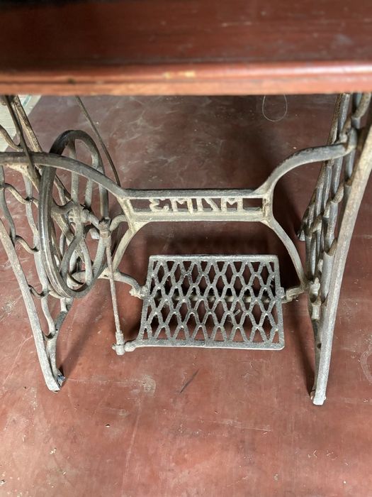 Машинка      швейна