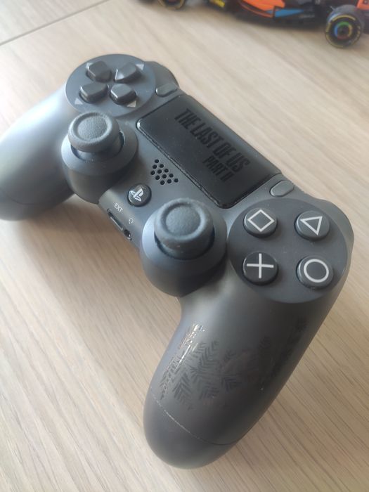 Comando PS4 - Last of us Part II