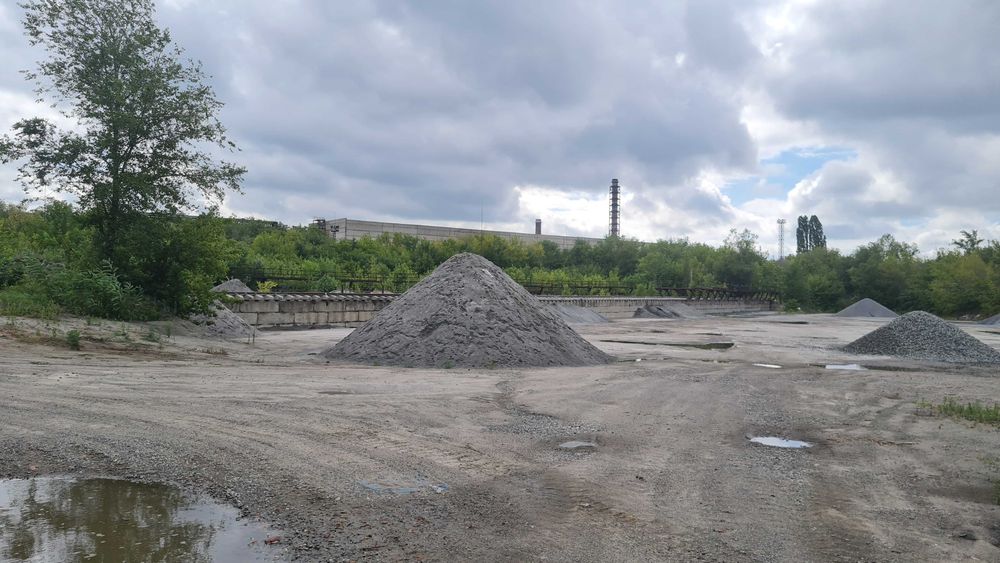 Продажа ЖД-ветки с бетонной площадкой 1,5 Га, район ХТЗ