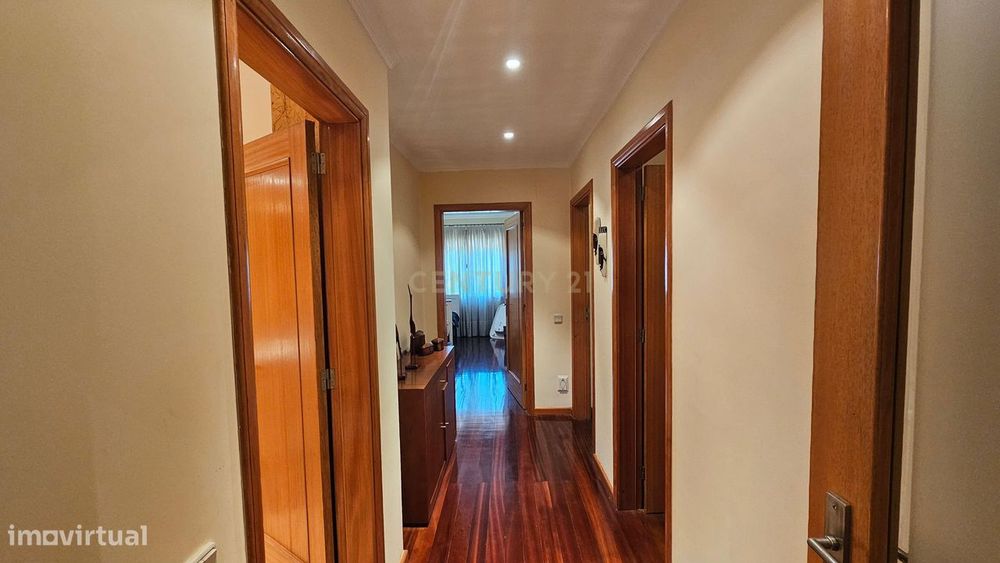 Apartamento T2+1 em Alfena, junto ao Parque Vale do Leça com garagem e