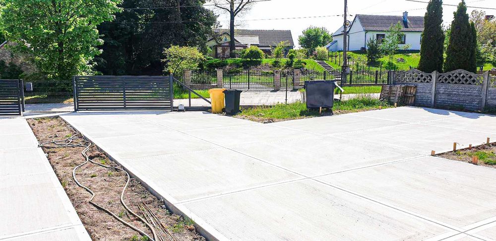 Posadzki przemysłowe, żywiczne, kamienny dywan ,beton , naprawa