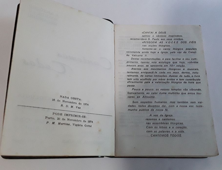 Livro religioso: Cantemos Todos, de Padre António Soares, 1974