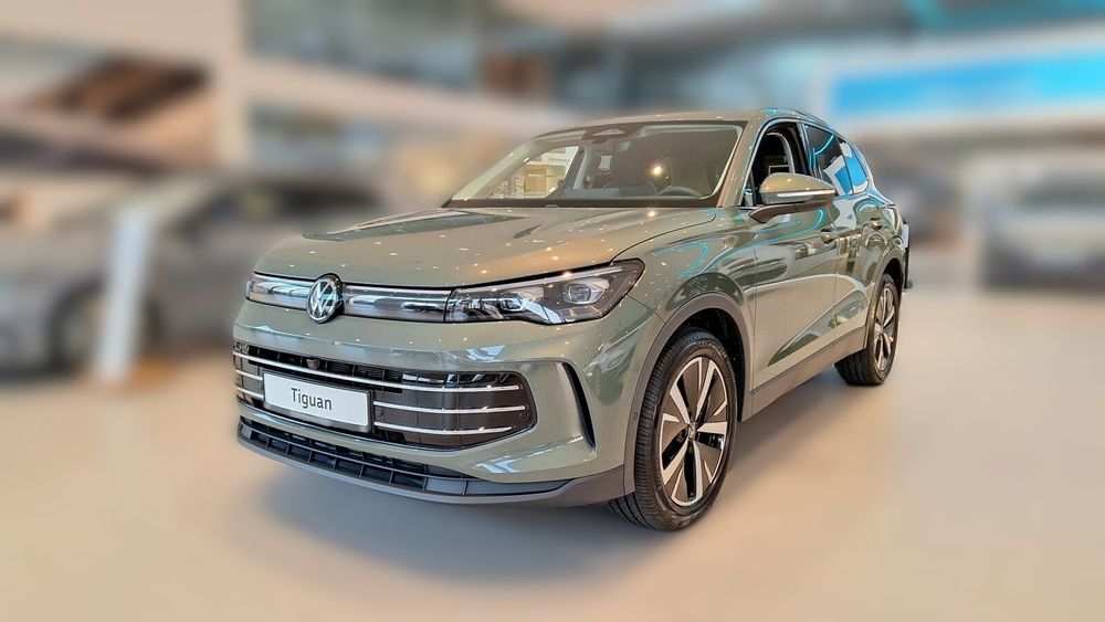 VOLKSWAGEN Tiguan SUV