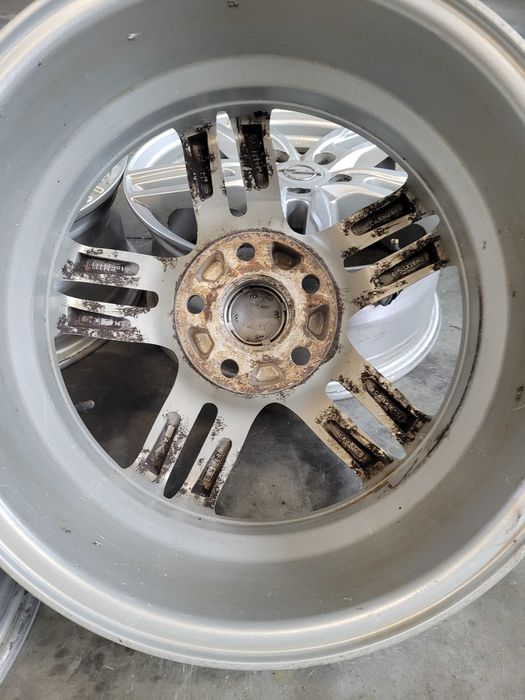 Felgi aluminiowe r 16 5 x 108 opel