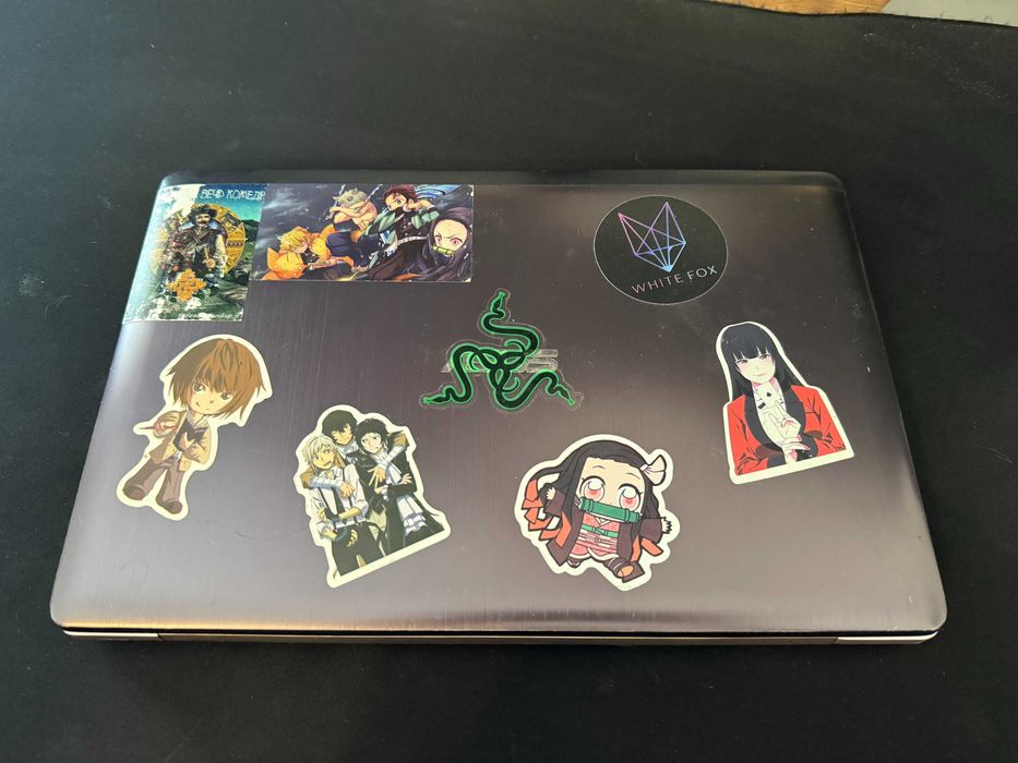 ASUS VivoBook S200E (S200E-CT163H) Сенсорний.