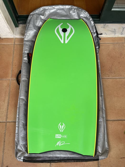 Prancha de Bodyboard com Capa