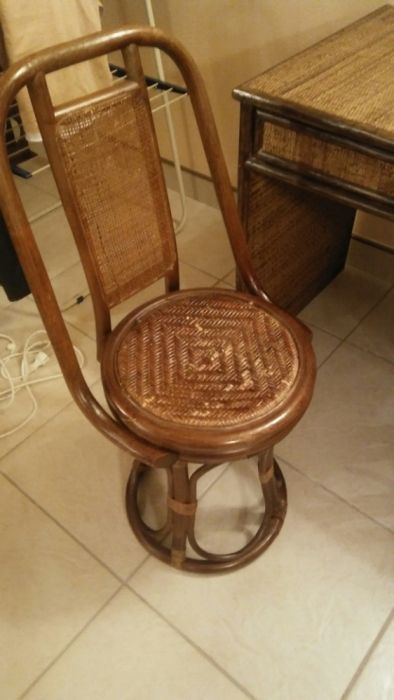 Krzesło oryginalne rattanowe wiklina stabilne ratan brąz fotel prl