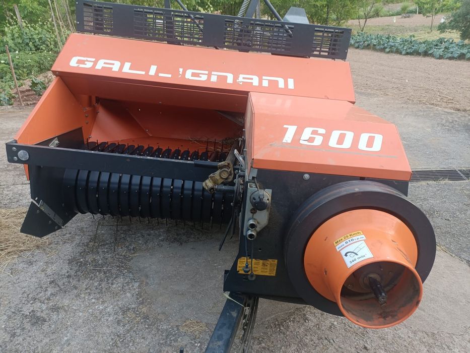 Enfardadeira Gallignani 1600