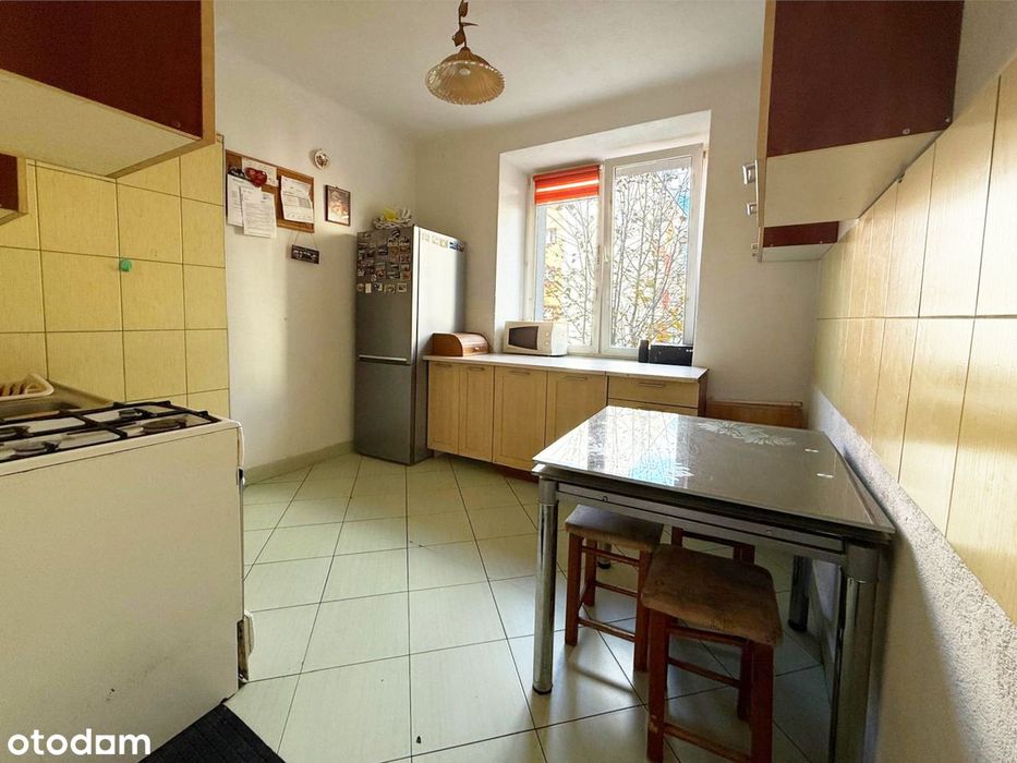 3 pokoje | 69 m² | 1 piętro | Centrum Starachowic | ul. Staszica