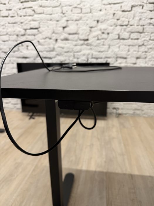 biurko elektryczne z regulacją wysokości