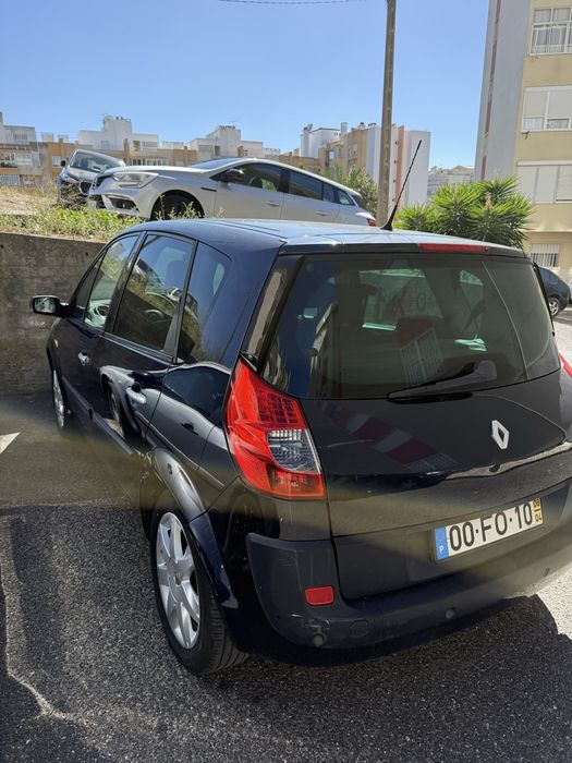 Vende se scenic muito bem estimado