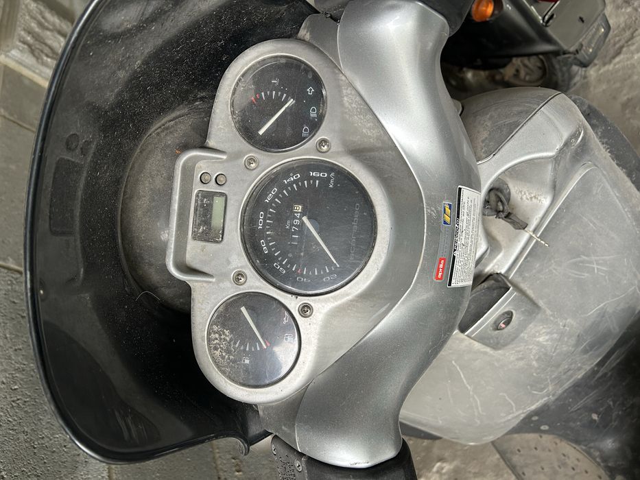 Продам скутер Априліа 150
