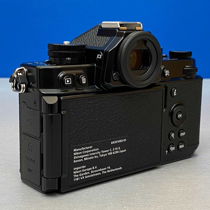 Nikon Z f (Corpo) - 24.5MP