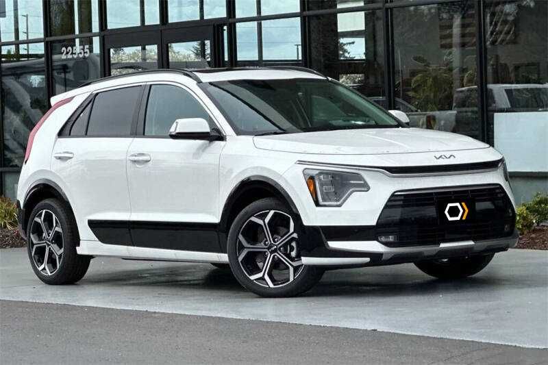 2025 Kia Niro SX Touring