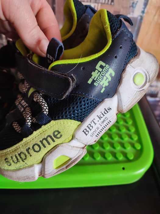 Спортивний костюм на флісі+1 пара кросівок