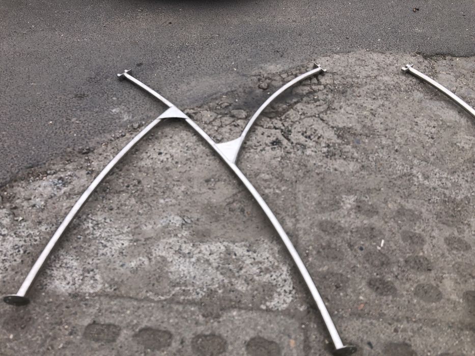 Stelaż nierdzwny wieza do motorowki
