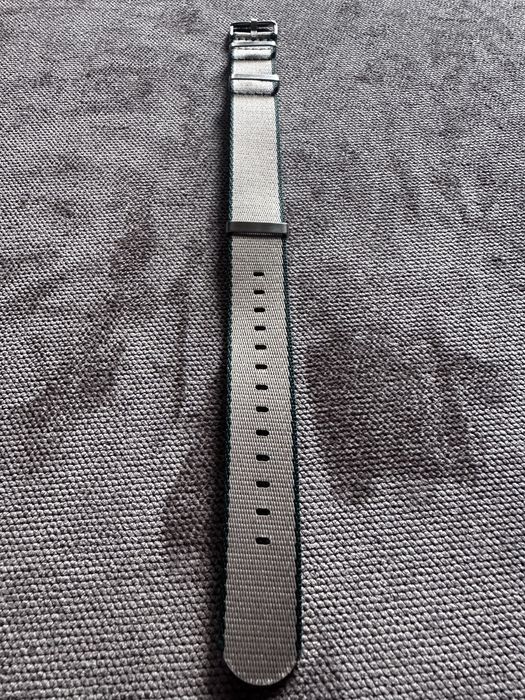 Pasek nato 20mm nowy beżowo-zielony srbrna sprzaczka