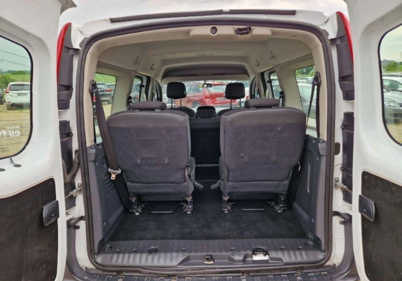 Renault Kangoo 2014 дизель 1.5 dCi 7 місць