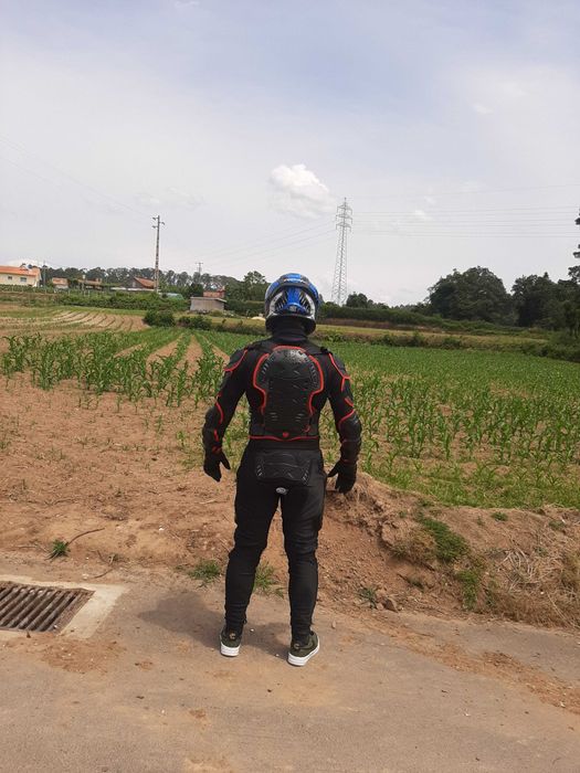 Armadura Completa MotoCross (Nova/Nunca usada) – Proteção Total