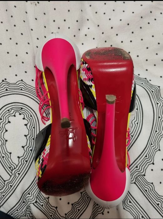 Sandálias EXTRAVAGANTES Christian Louboutin CONFUSALTA 150