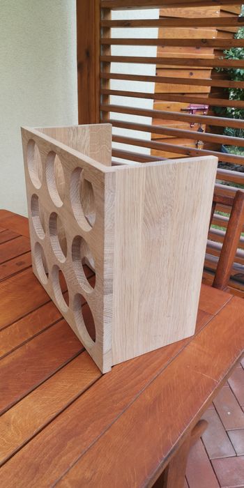 Stojak na wino dębowy