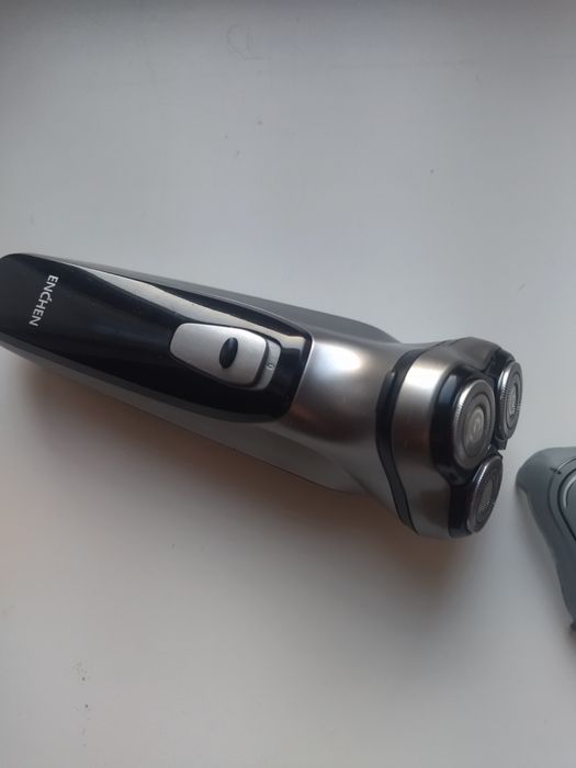 Новая элбритва ксяоми.