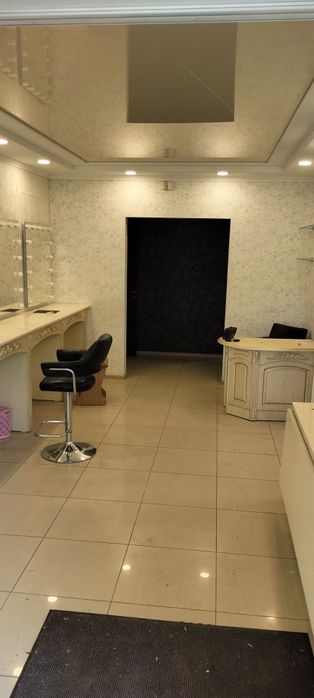 Сдам в аренду место в  Салоне красоты, Таврик ул.200 лет Херсона