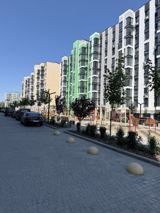 Власник !Продам 1 кімнатную квартиру! ЖК Рідний Дім 8 секція - Вид 2