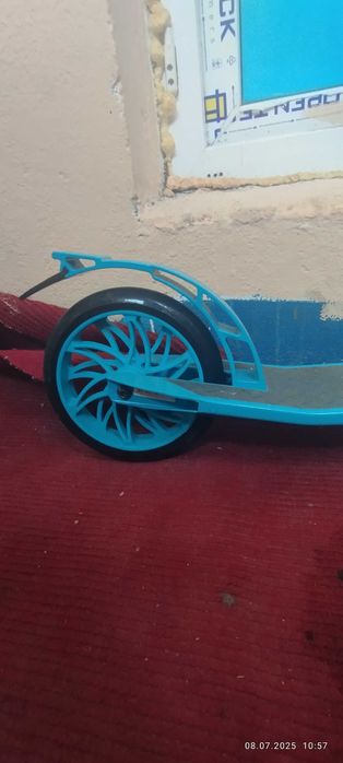 Продам самокат в чудовому стані