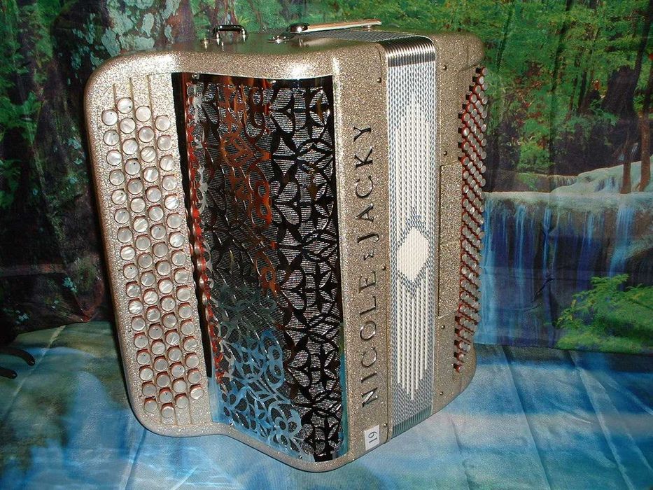 Acordeao a venda G , N. 19