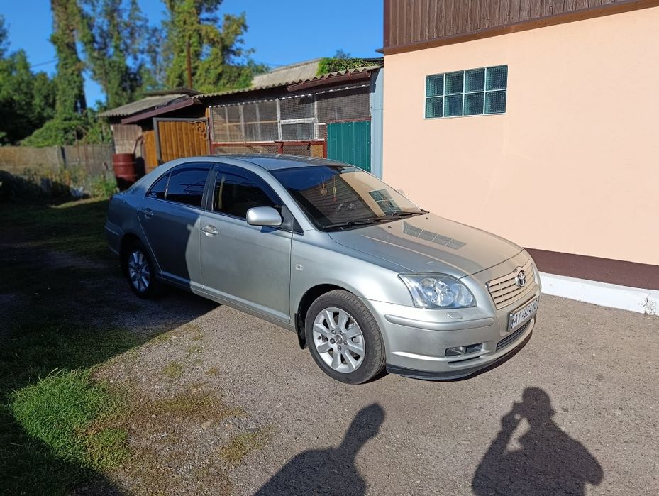 TOYOTA Avensis T25