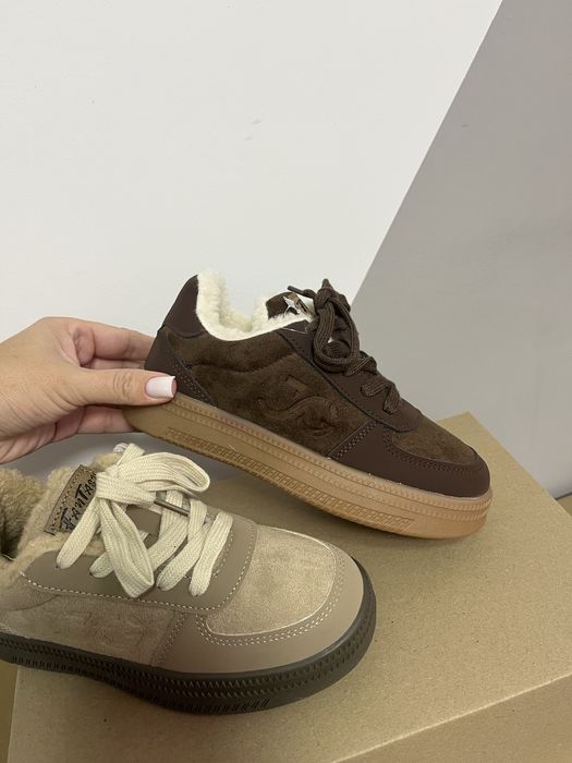 Теплі кросівки, розміри 31-34