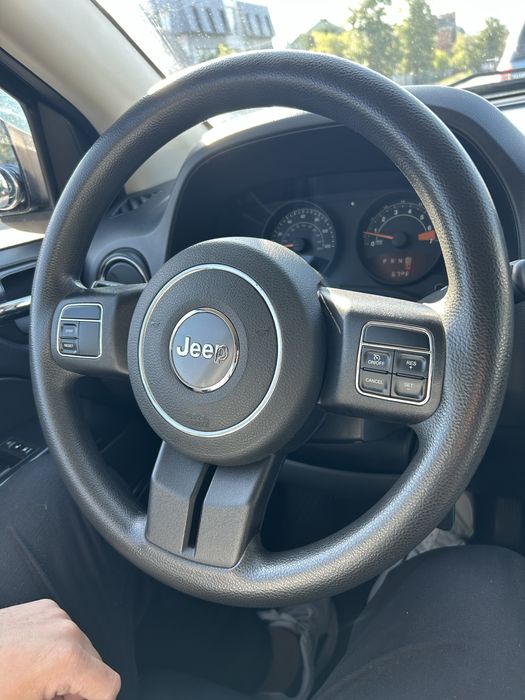 Jeep Compass 2013 року 2.4 4x4