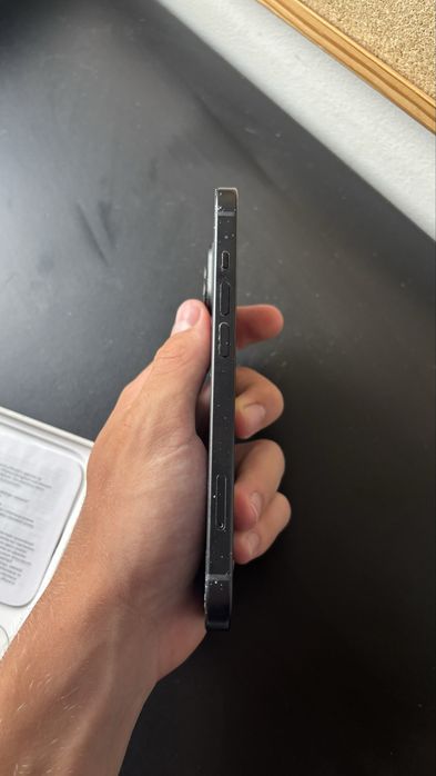 Iphone 15 / 128 GB / Czarny