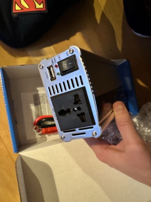 Комплект LiFePO4 12V 180Ah: акумулятор + інвертор + зарядка 10А