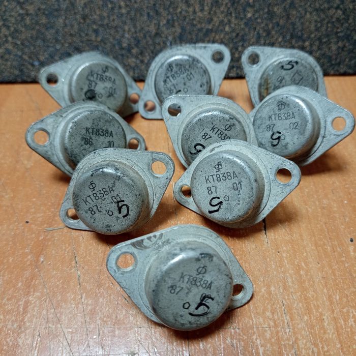 Транзистор биполярный КТ838А