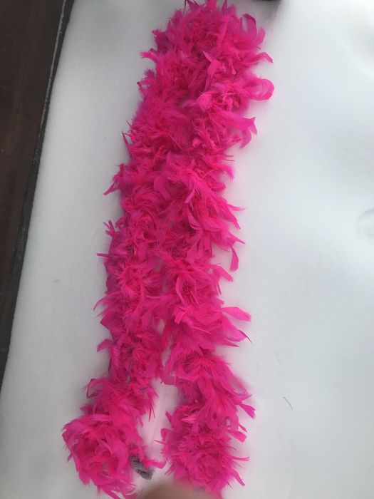 Пір‘я боа , для декору .  шарф з пір‘я -нові