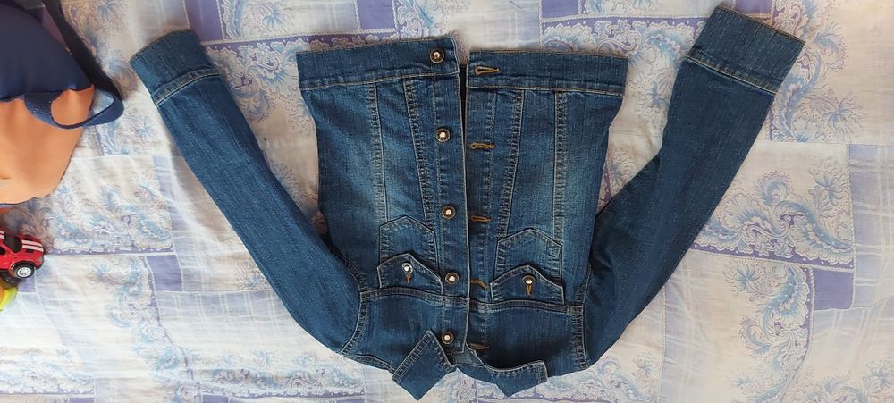 Джинсовый жакет на девочку